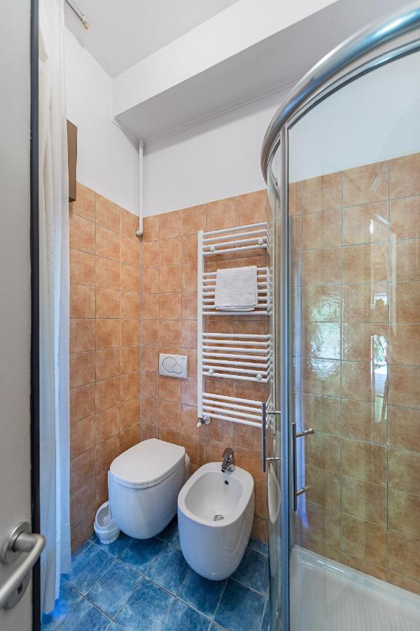Splendid Apartment Pt-1 Sul Lago By Wonderful Italy Сирмионе Экстерьер фото